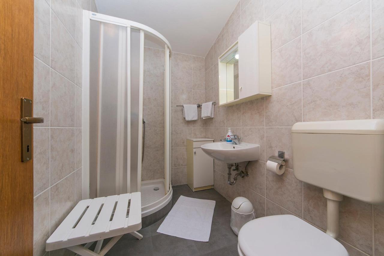 Adria Brela Apartments エクステリア 写真