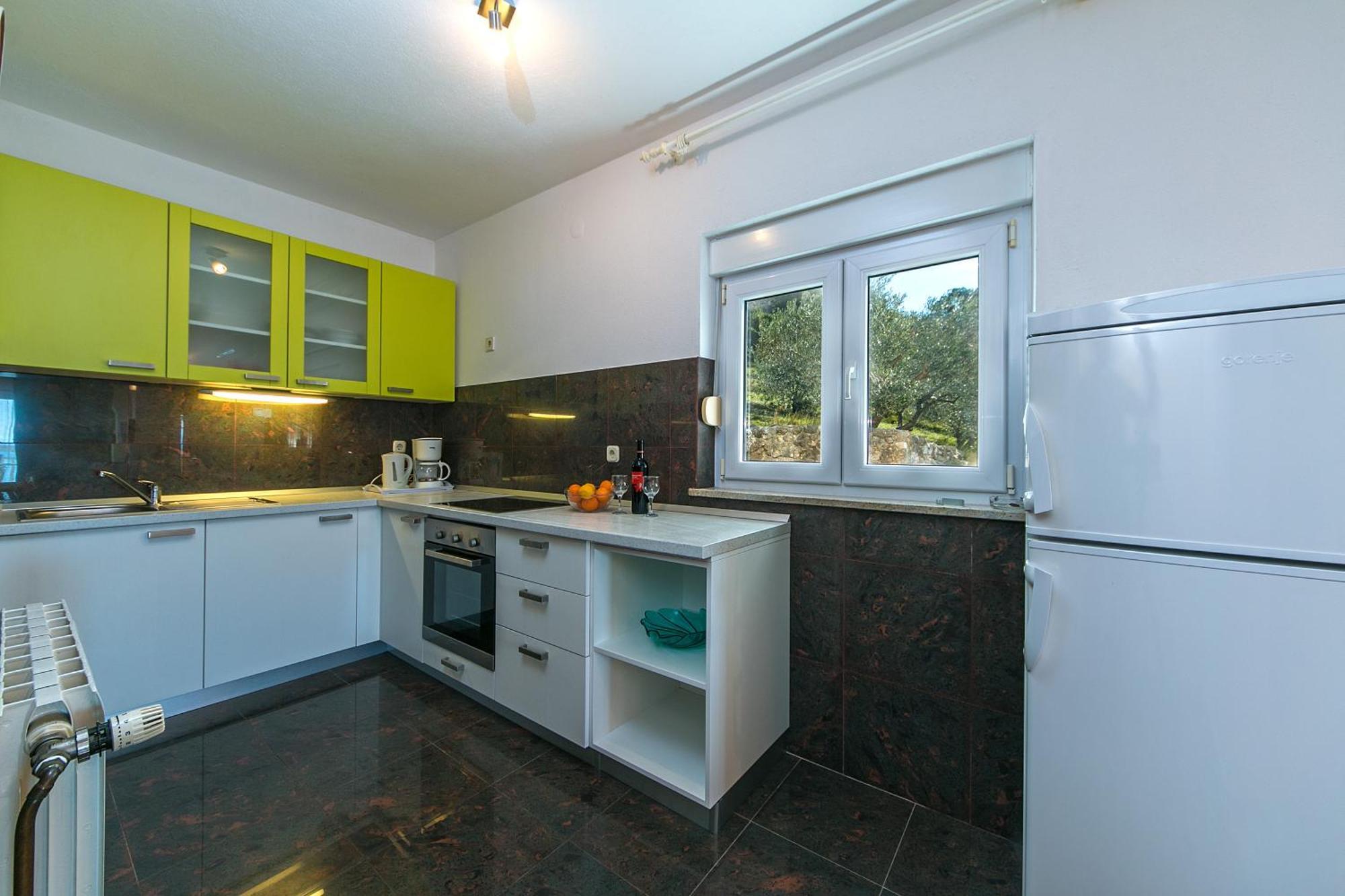 Adria Brela Apartments 部屋 写真