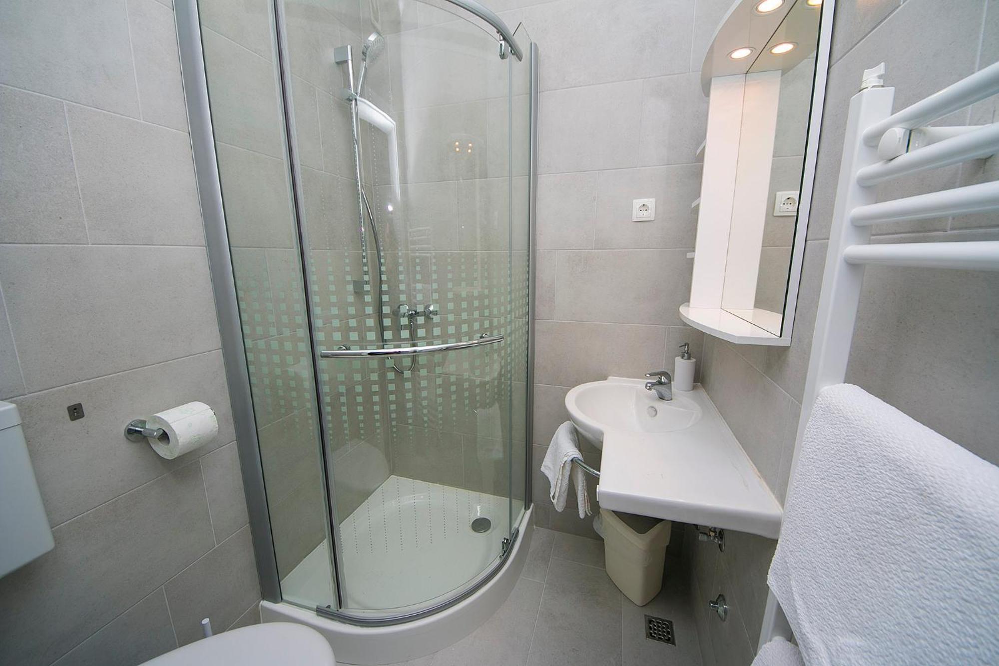 Adria Brela Apartments 部屋 写真